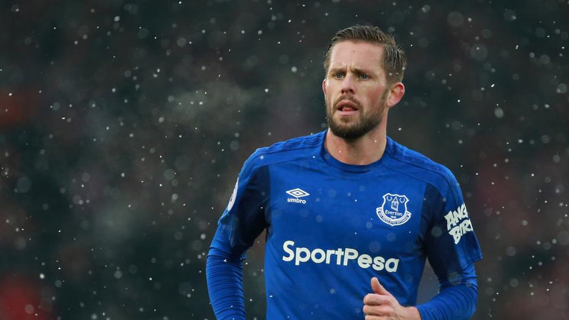 最炫的球衣：足球潮流引领者的潮品解析，足球球衣运动品牌